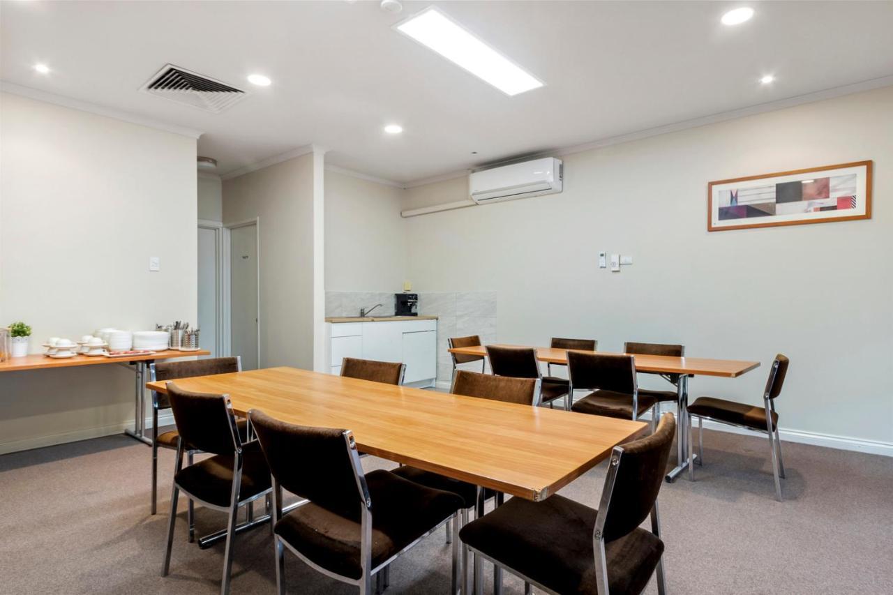 Knox International Hotel And Apartments Wantirna Ngoại thất bức ảnh