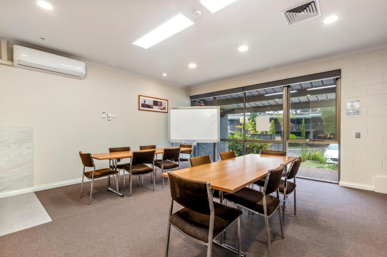 Knox International Hotel And Apartments Wantirna Ngoại thất bức ảnh